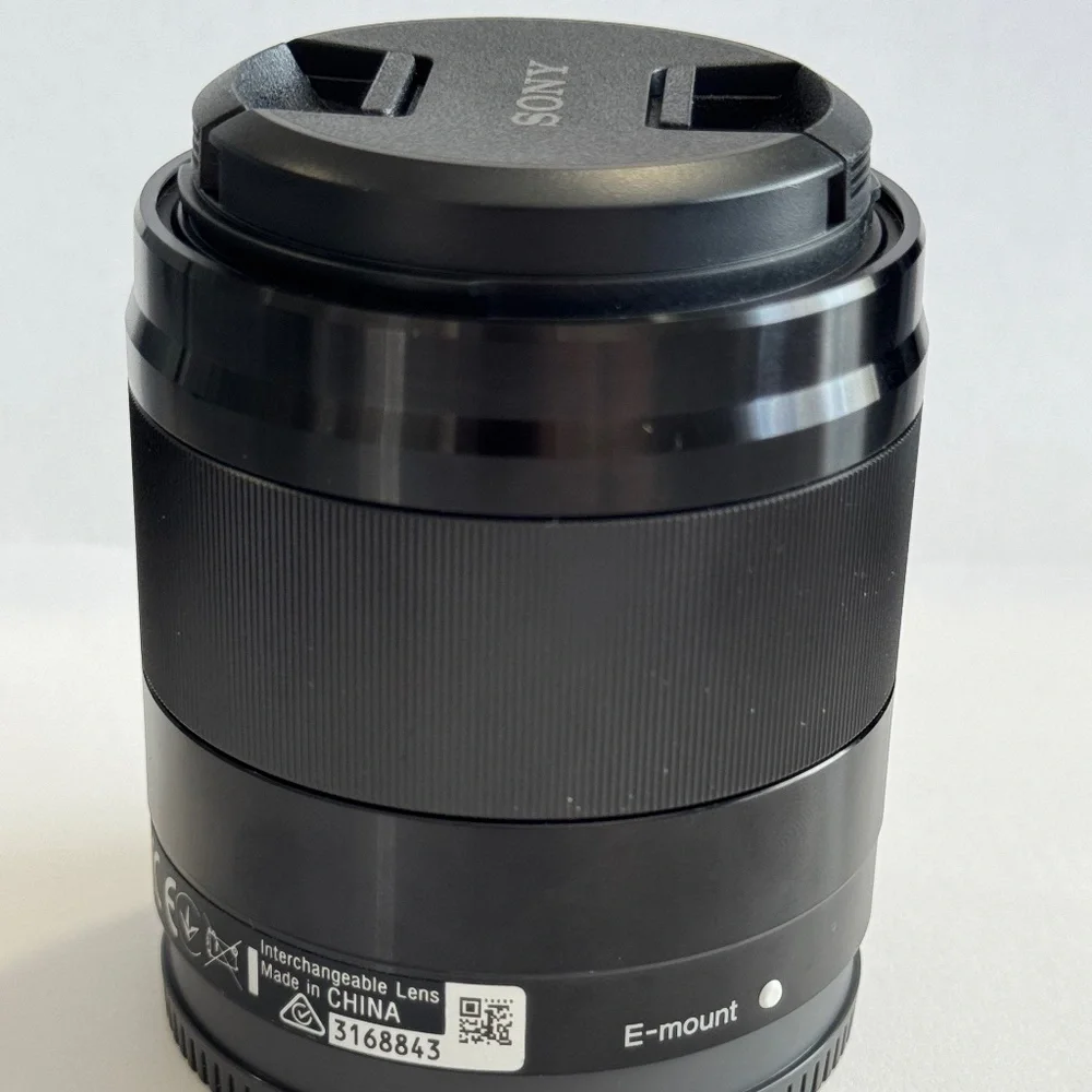 Sony E 50mm f/1.8 OSS Lens (Black)
